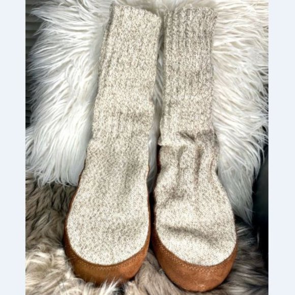 L.L. Bean Shoes - LL Bean Wool Slip On Moccasin Slipper Socks Unisex